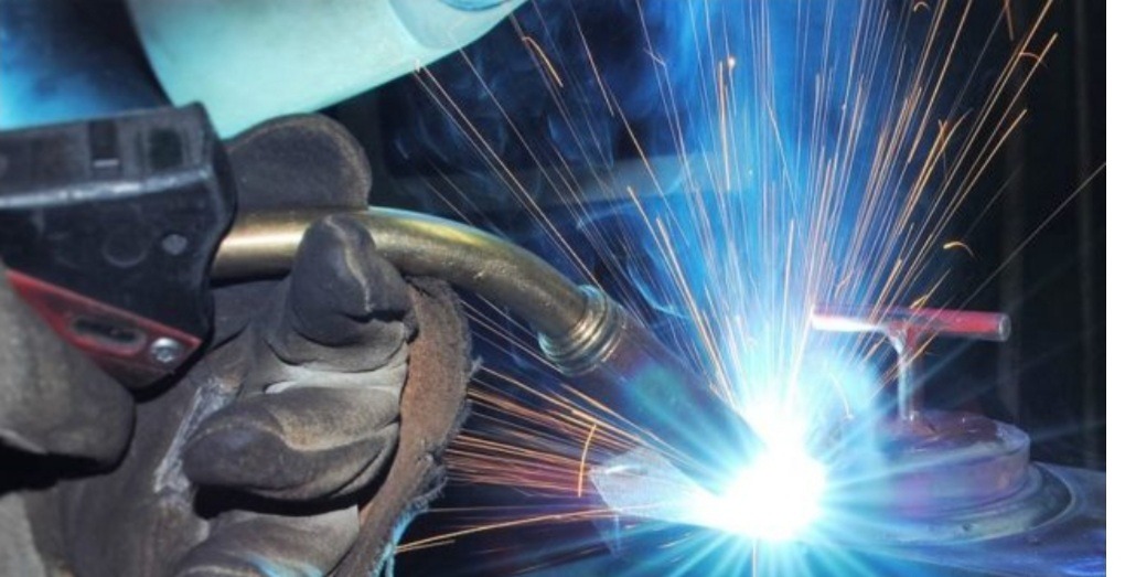 弊社の魅力は、「人」です。